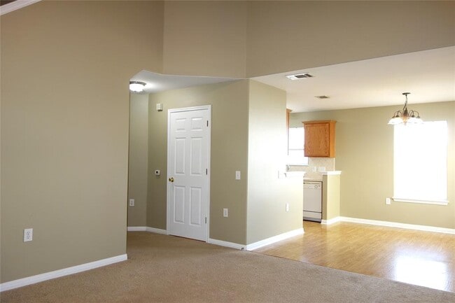 Foto del edificio - 6308 Perlita Dr