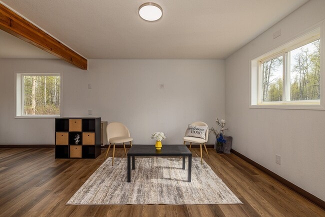 Building Photo - Cozy cabin in the woods on 2.22 Acres!  Se...