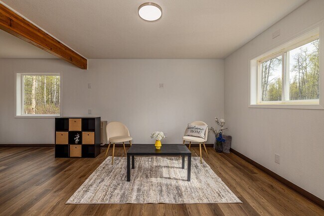 Foto del edificio - Cozy cabin in the woods on 2.22 Acres!  Se...