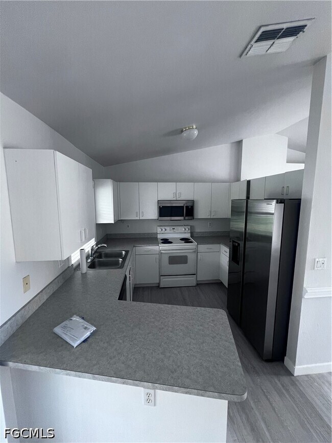 Foto del edificio - 1306 SW 11th St