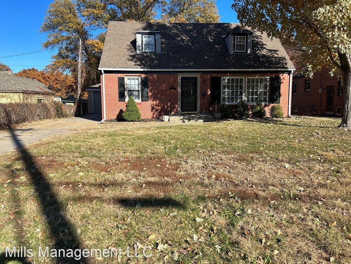3 br, 2 bath House 2710 Laurel St House Rental in Lincoln, NE