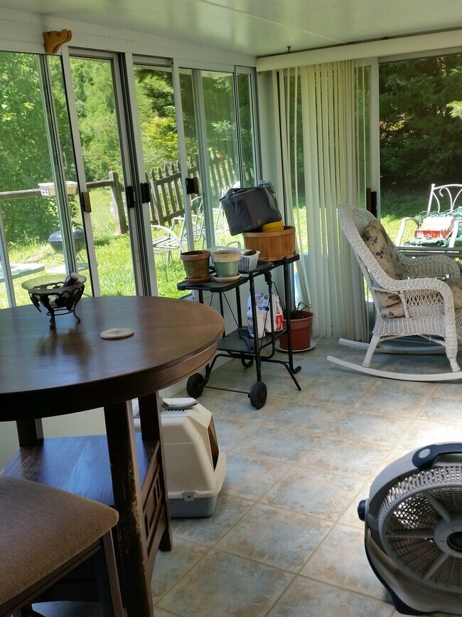 Foto del edificio - Very nice 2 BD/2 BA Townhouse in Marion Fo...