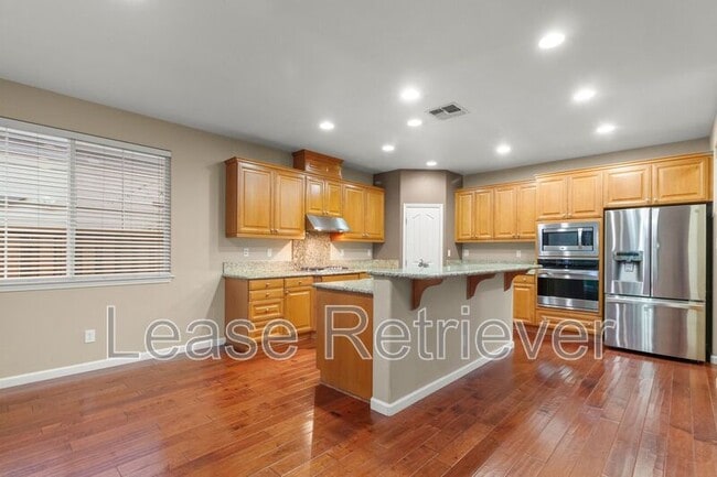 Foto del edificio - 265-269 S Sonrisa St