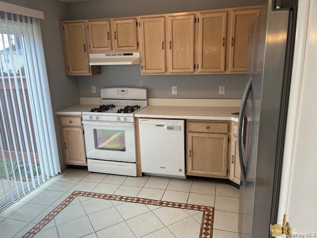 Foto del edificio - 4321 Whispering Hills Rd