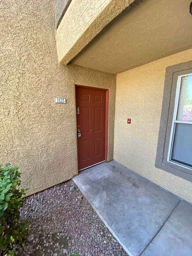 Building Photo - 2300 E Silverado Ranch Blvd