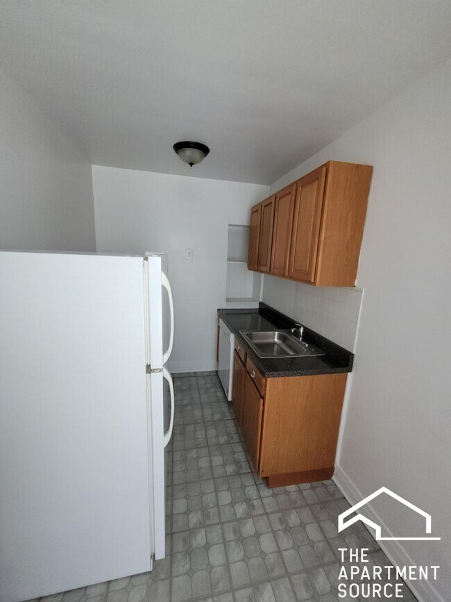 Foto del edificio - 1421 W Farwell Ave
