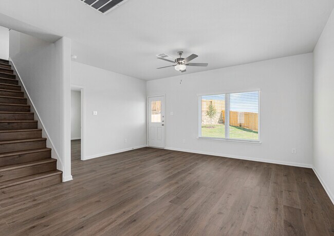 Foto del edificio - 940 Cawthorne Trl