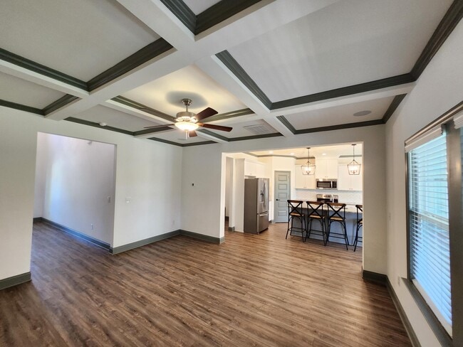 Building Photo - 5814 Whispering Pnes Wy