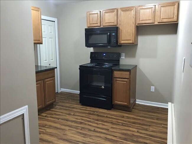 Building Photo - 1233 Cottman Ave