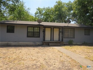 Building Photo - 502 McArthur Dr
