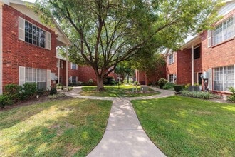 Building Photo - 13646 Garden Grove Ct