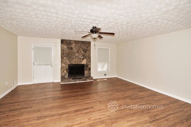 Building Photo - 3155 Arden Way SW