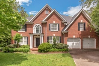 Building Photo - 1450 Hillcrest Heights