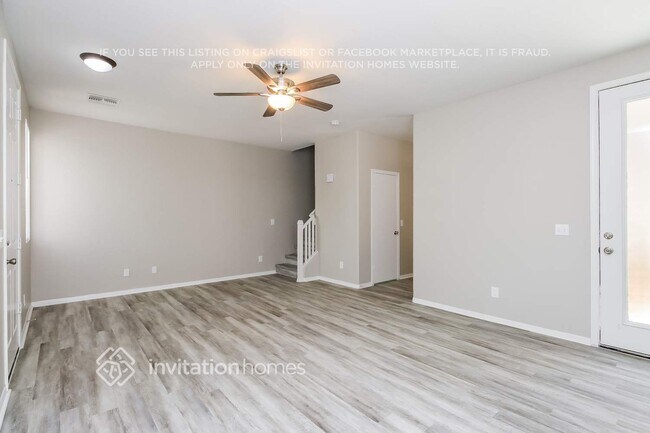 Building Photo - 3023 S 101st Ave