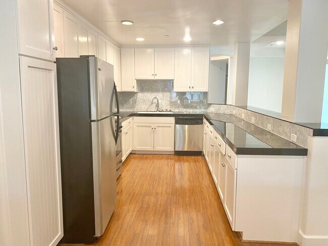 kitchen - 11611 Montana Ave
