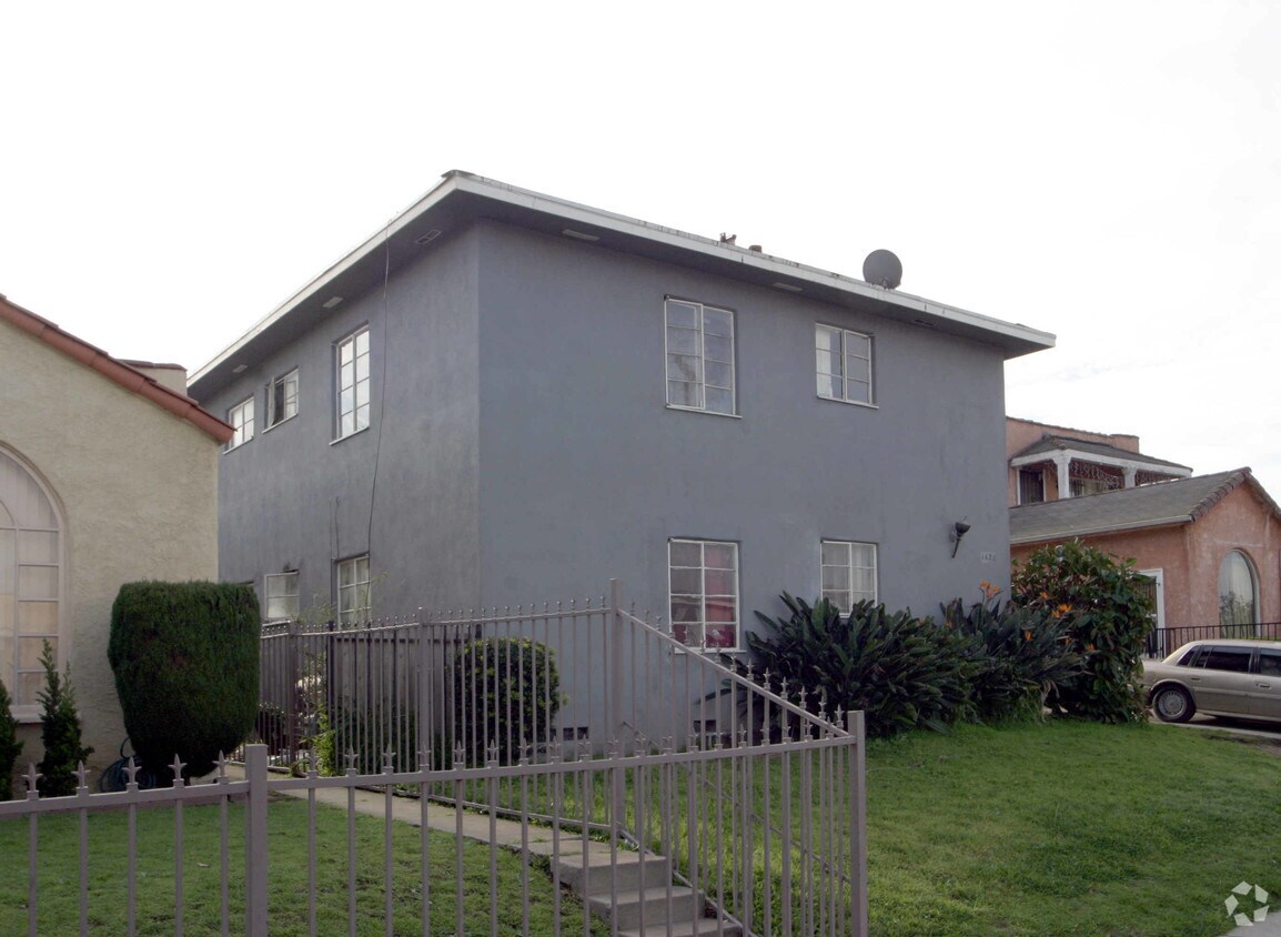 Primary Photo - 1622 S La Brea Ave