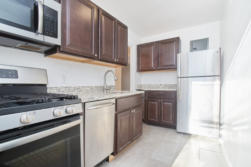 4225 80th St, Queens, NY 11373 Room for Rent in Queens, NY