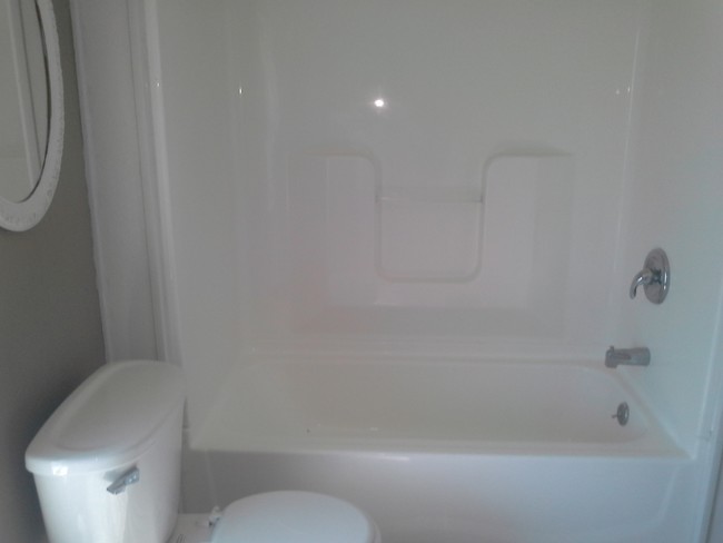 new bathtub - 4 Wise Rd