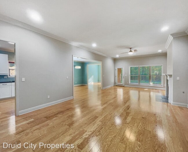 Building Photo - 3 br, 2.5 bath House - 4290 Evangeline Way