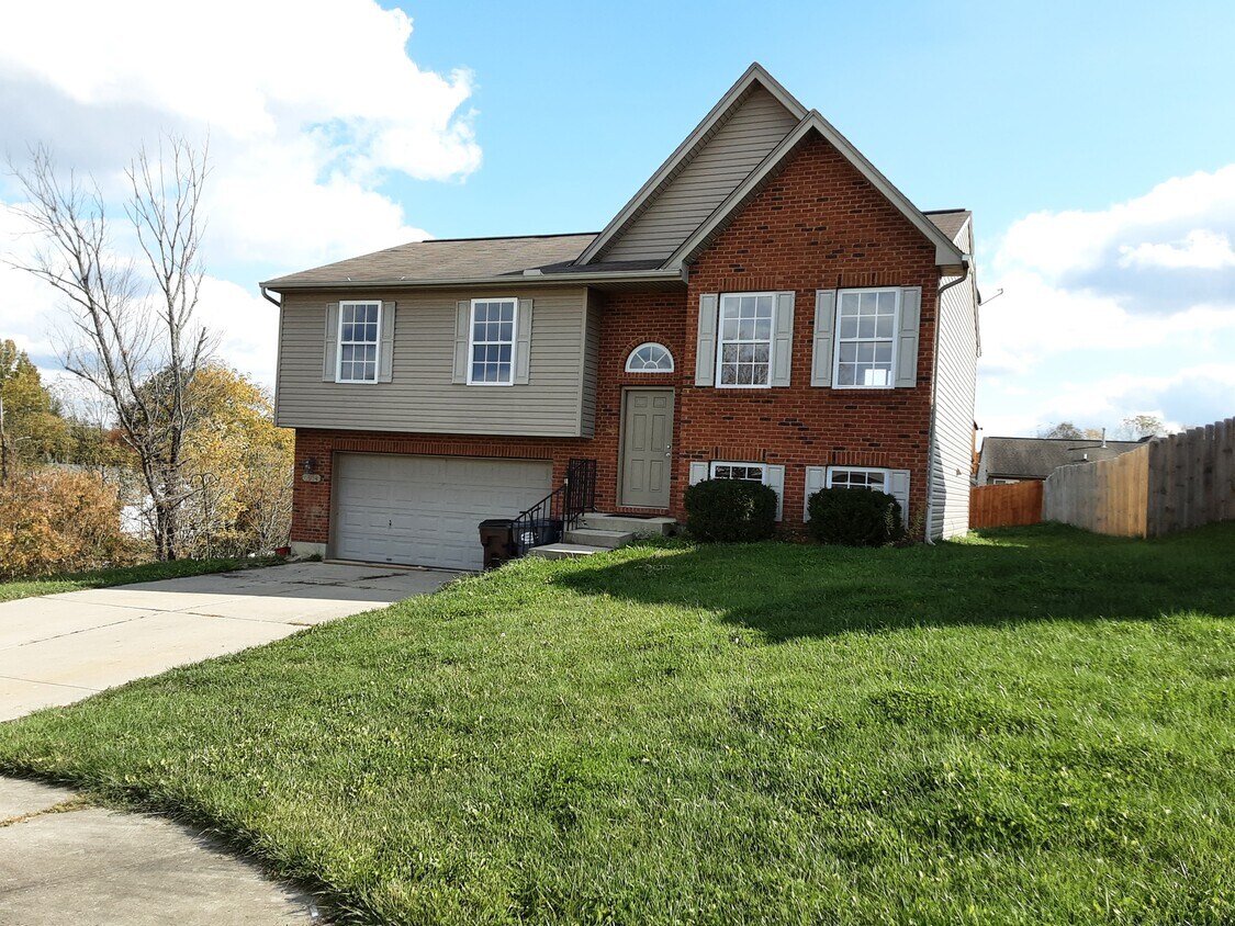 Primary Photo - 2954 Emma Ln