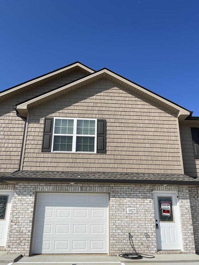 1027 Worthington Blvd, Maryville, TN 37801 Townhome Rentals in Maryville TN