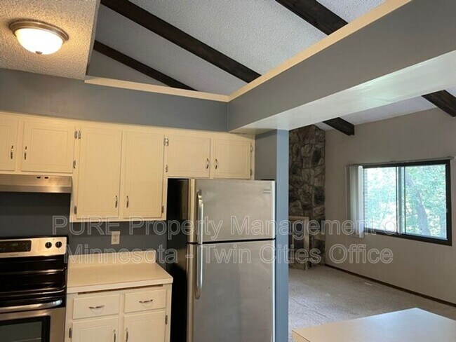 Foto del edificio - 14317 Fairway Dr