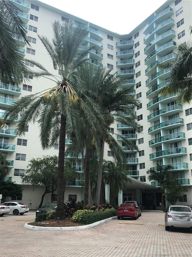 3801 S Ocean Dr Unit 5W, Hollywood, FL 33019 Apartment for Rent in
