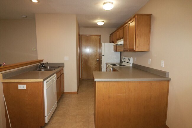 Building Photo - 2401-2403 Deerfield