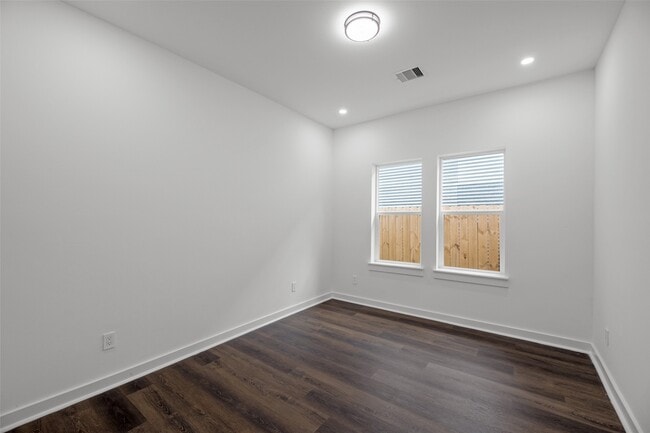 Building Photo - 7430 Avenue E