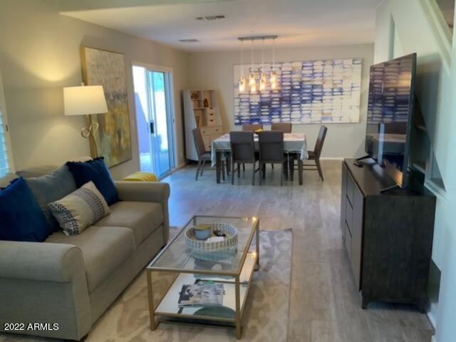 Building Photo - 15550 N Frank Lloyd Wright Blvd