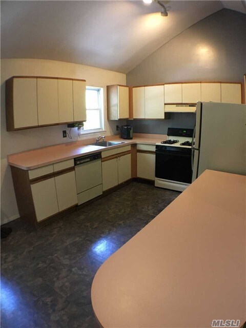 Building Photo - 63 Hagerman Landing Rd