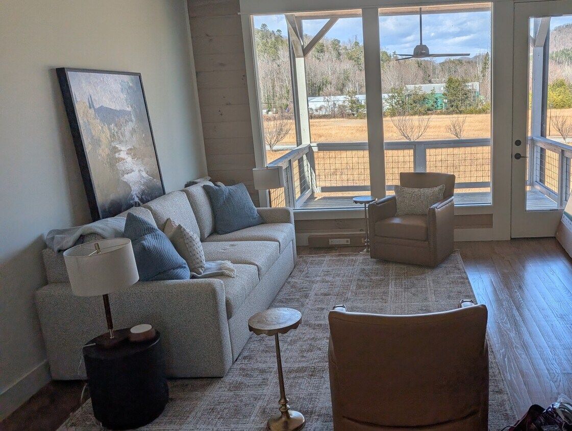 Foto del edificio - 51 Cottonwood St