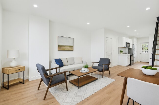 Building Photo - Beautifully Rehabbed Home