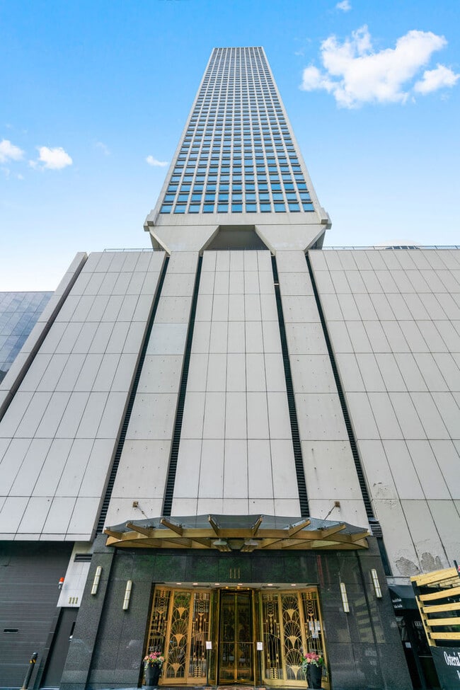 Building Photo - 111 E Chestnut St