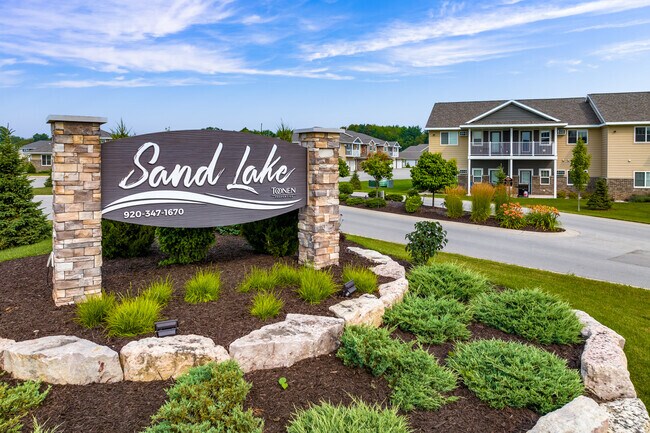 Foto del edificio - Sand Lake Apartments
