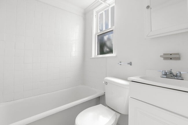 Interior Photo - Sutton House