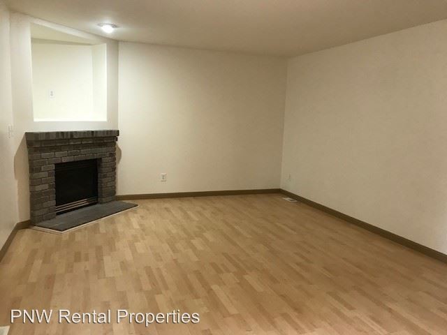Building Photo - 4 br, 2.5 bath House - 6504 156th Street Ct E