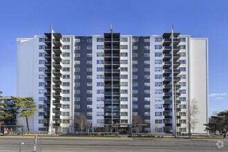 Building Photo - Peel Towers