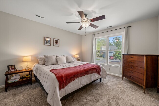 Foto del edificio - 5 Hickorywood Sq