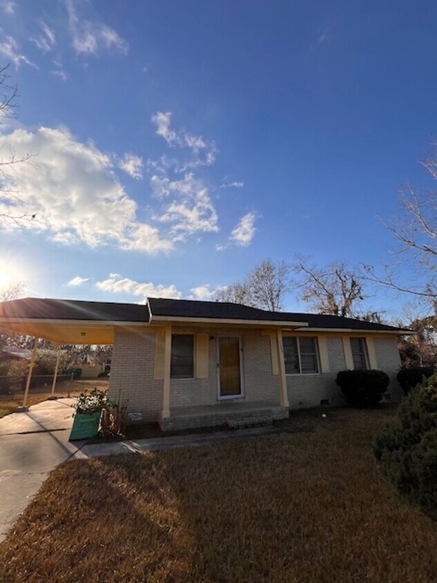 Foto principal - 1500 Arlington Ave