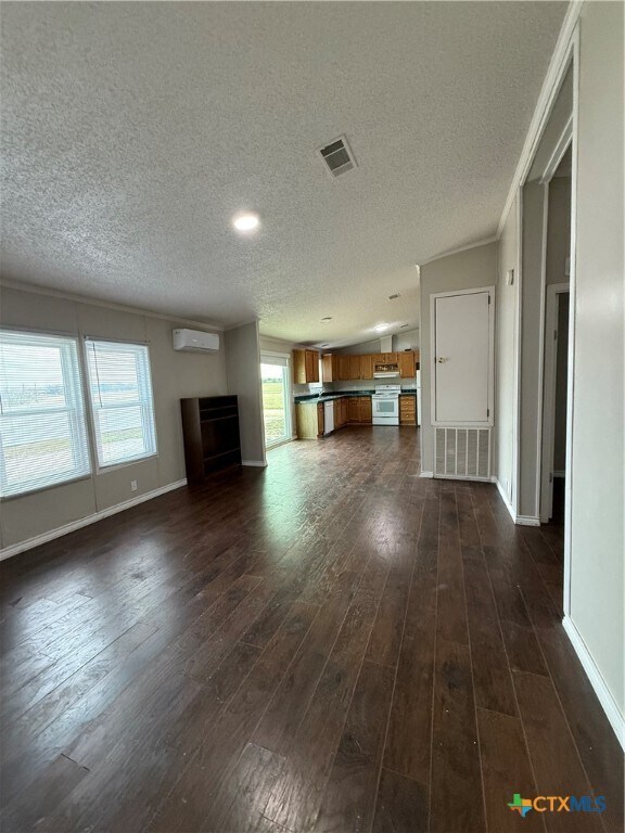 Foto del edificio - 254 Maverick Ln