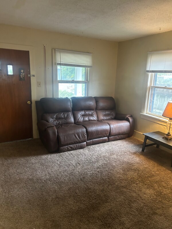 Foto del edificio - 626 SW Medford Ave