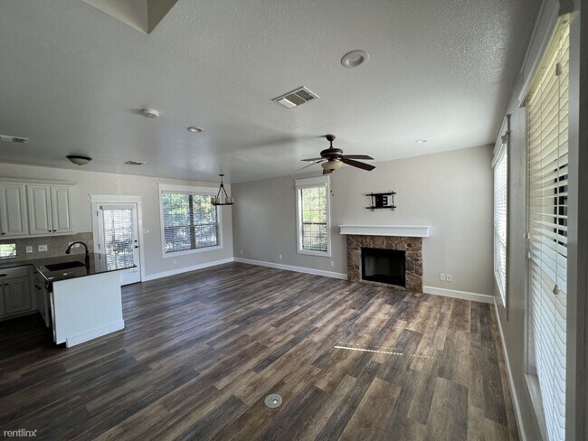 Foto del edificio - 3 br, 2.5 bath House - The 508 Bent Oak Ct.