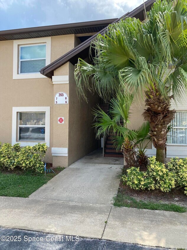Foto principal - 265 Spring Dr