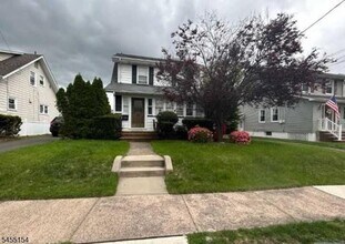 Building Photo - 31 Bamford Ave