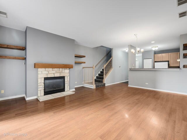 Foto del edificio - 835 Genesee Dr