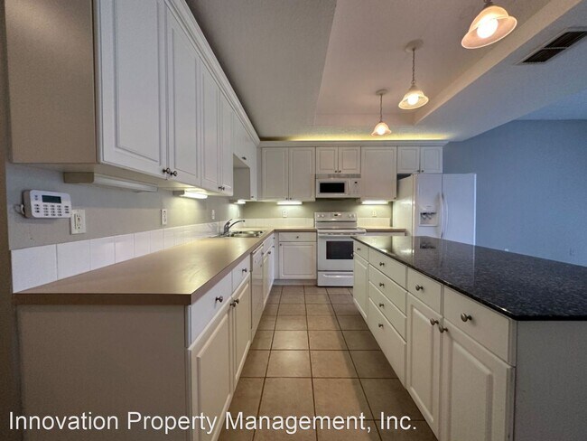 Building Photo - 4 br, 3.5 bath House - 2057 Green Oak Ct