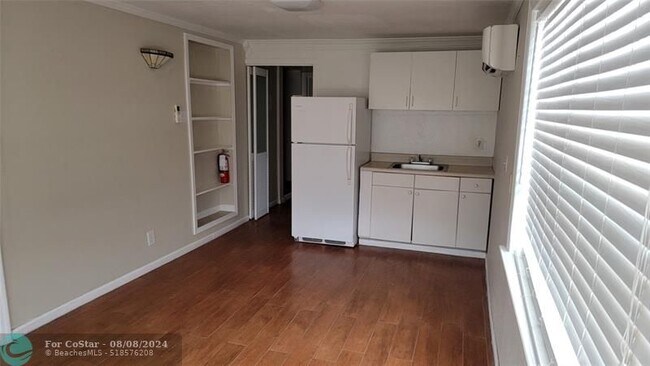 Foto del edificio - 5935 Taft St