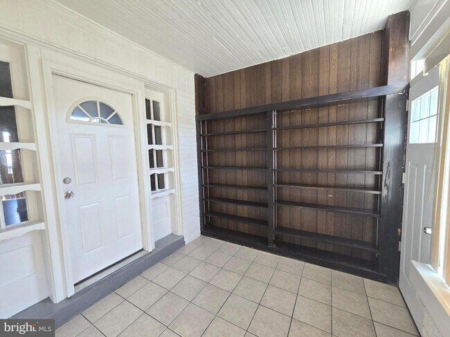 Foto del edificio - 1455 E Cheltenham Ave