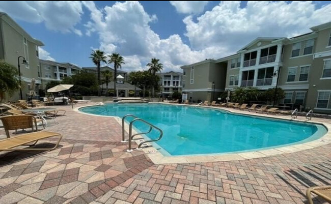 Foto del edificio - 8290 Gate Pkwy W